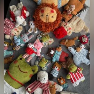 🧸🤎trinkets plushkly joint friends